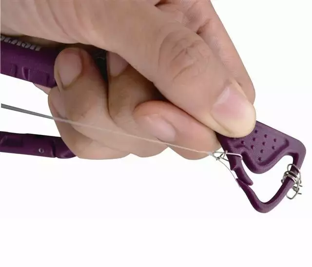 Slash Tactical Carabiner D With Snap Hooker 3 Slash Tactical Carabiner D With Snap Hooker - Image 3